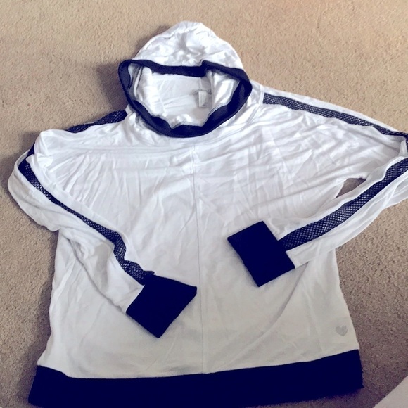 Forever21 Light Athletic Hoodie with open sleeves - Picture 1 of 5